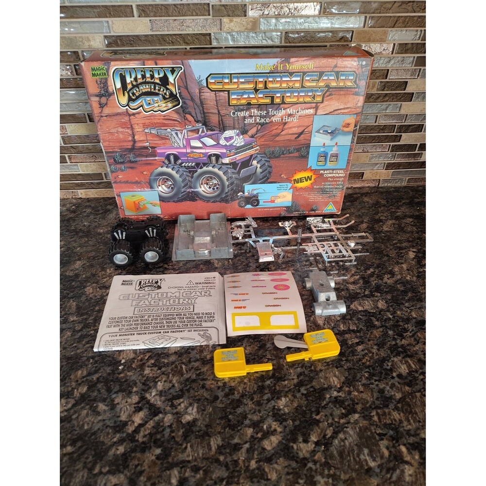Vintage 1995 Creepy Crawlers Custom Car Factory Monster Truck Kit ToyMax MISB